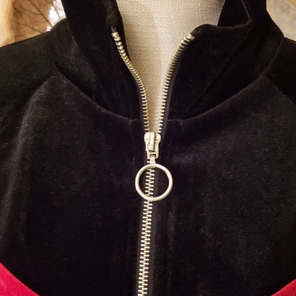 FOREVER 21 Crushed velvet zip up size med - Picture 2 of 13